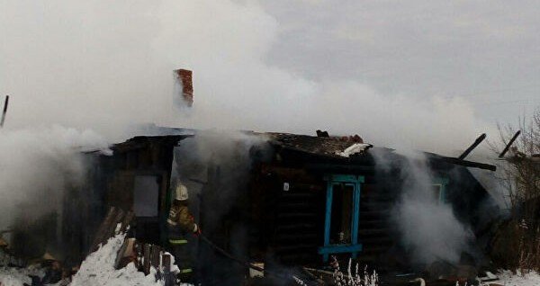 В Пермском крае женщина и трое детей погибли при пожаре в доме