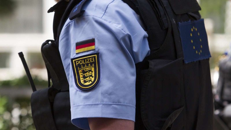 ЧЕЧНЯ.  Полиция в Германии сдалась - она не нашла, что предъявить задержанным чеченцам