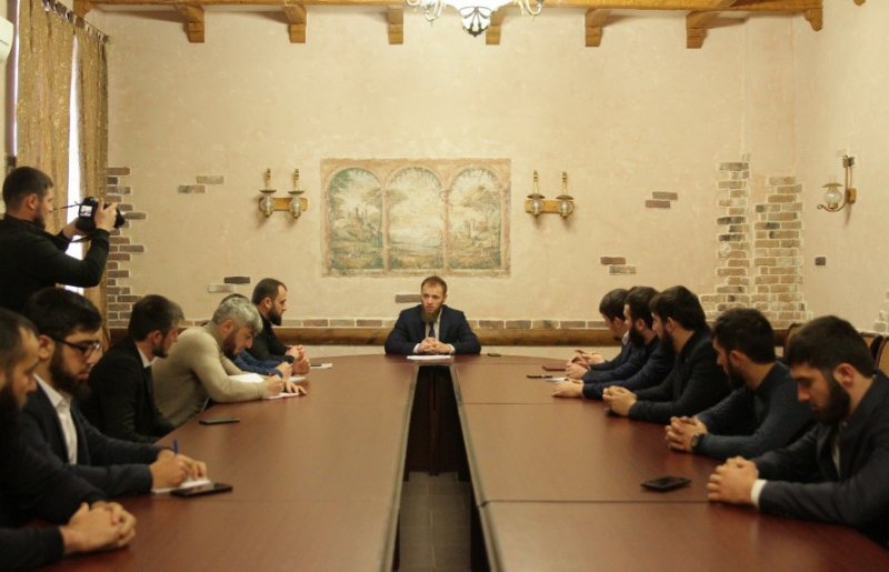 ЧЕЧНЯ. Иса Ибрагимов встретился с руководителями республиканских молодежных общественных организаций