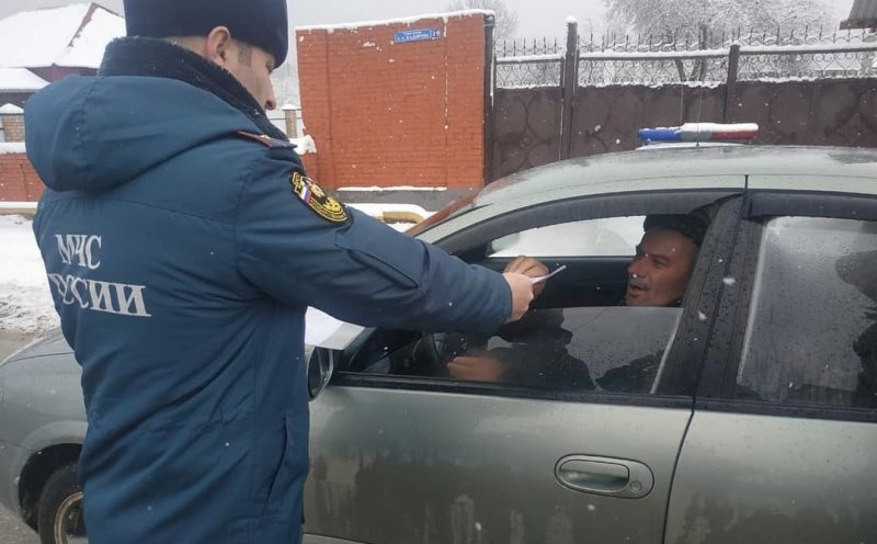 ЧЕЧНЯ. Инспекторы МЧС и ГИБДД провели совместную акцию на дорогах Чечни
