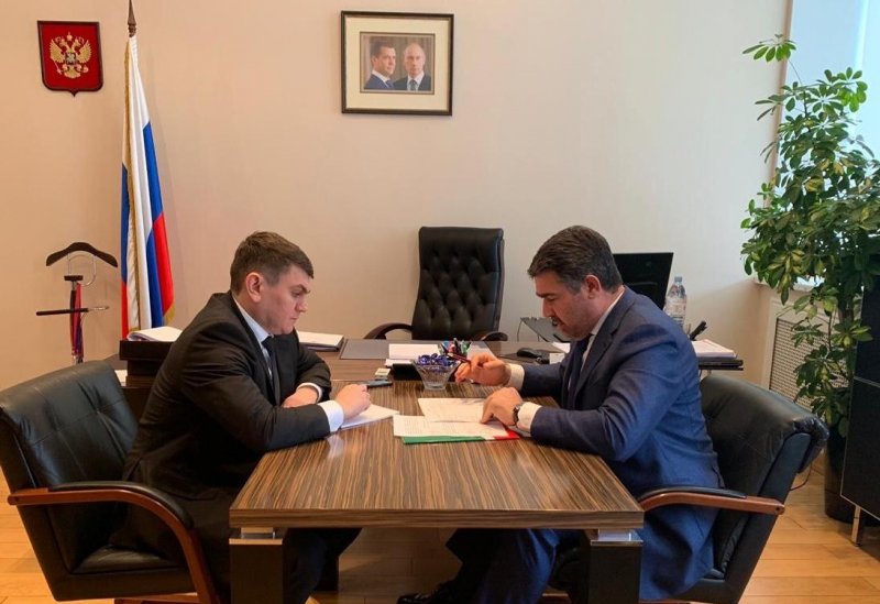 ЧЕЧНЯ. Муслим Зайпуллаев встретился с заместителем министра строительства и ЖКХ России.
