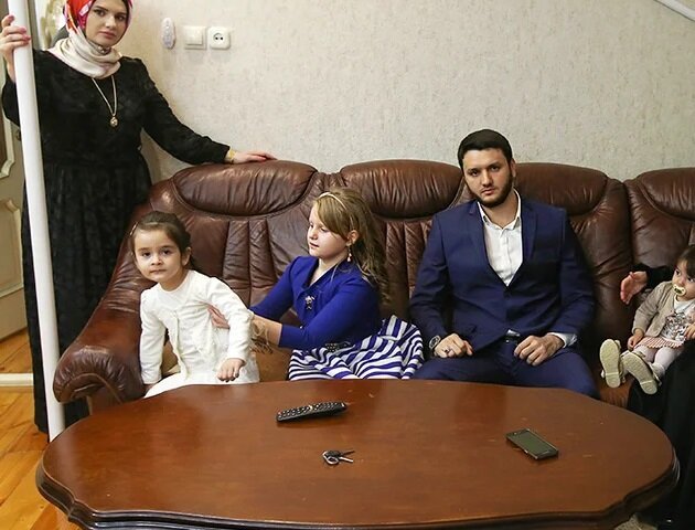 ЧЕЧНЯ. Почему на чеченской свадьбе нет жениха и родственников невесты?.