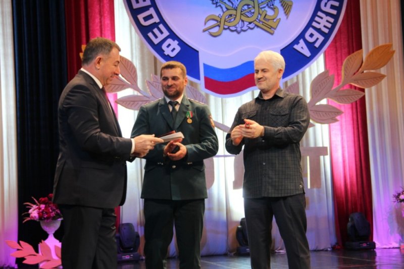 ЧЕЧНЯ. Р. Кадыров награжден Почетной грамотой ФНС России