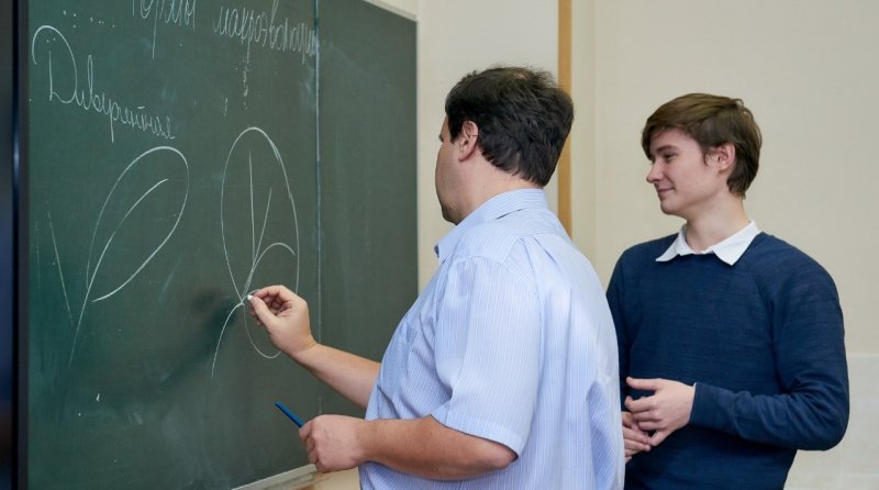 ЧЕЧНЯ. В Чечне по программе «Земский учитель» выплату получат 64 педагога