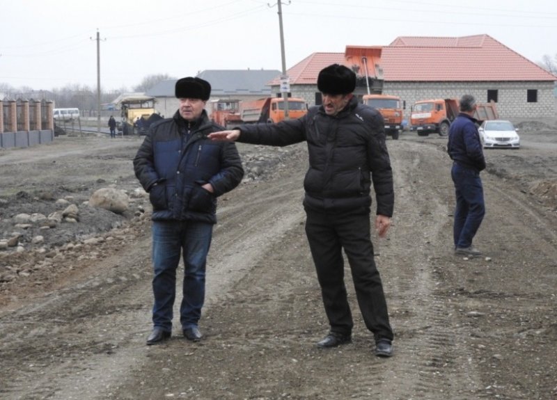 ЧЕЧНЯ. Благоустройство уличных дорог продолжается