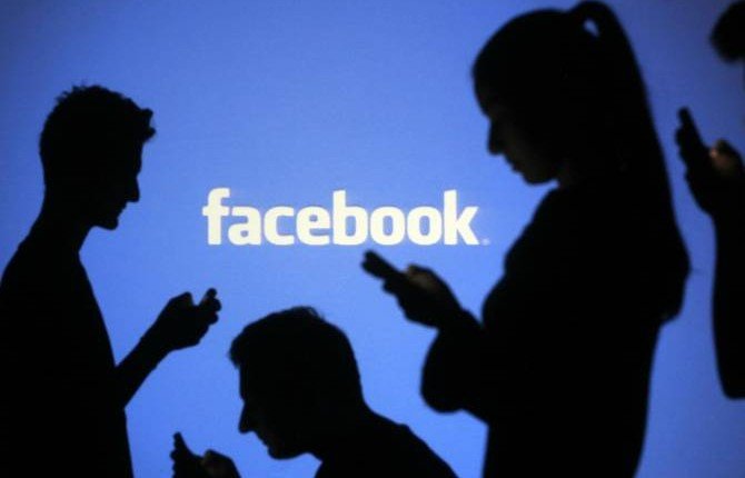 Число пользователей Facebook возросло до 2,5 млрд