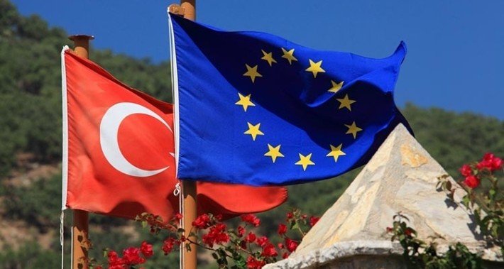 Евросоюз предупредил Турцию об угрозе эскалации конфликта в Ливии в случае военного вмешательства