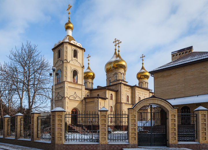 КЧР. Глава Карачаево-Черкесии Рашид Темрезов поздравил православных верующих с Рождеством