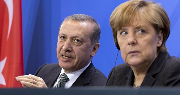 Меркель проведет переговоры с Эрдоганом в Стамбуле