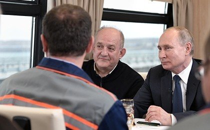 Путин объяснил предположения о невозможности построить Крымский мост