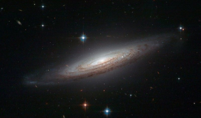 Ученым удалось зафиксировать поток веществ в галактике M87