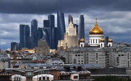 В РПЦ объяснили надобность золотых куполов