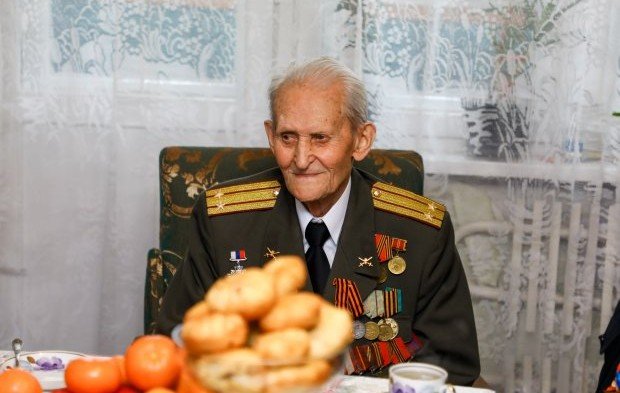 ВОЛГОГРАД. Ветераны Сталинградской битвы получают первые поздравления 