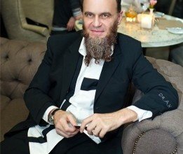Али Хан Мамакаев - известный чеченский бизнесмен