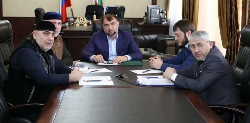ЧЕЧНЯ. В Министерстве сельского хозяйства Чеченской Республики прошло совещание в режиме видеоконференции по вопросу развития подотраслей овцеводства и козоводства, а также обеспеченности регионов перерабатывающими предприятиями