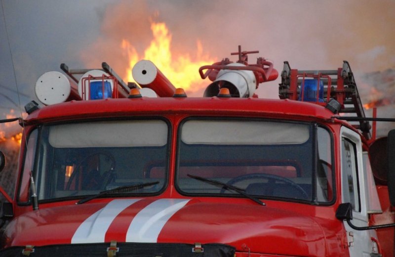 КРАСНОДАР. В Сочи из-за пожара в многоквартирном доме эвакуировали 37 человек. Есть погибший