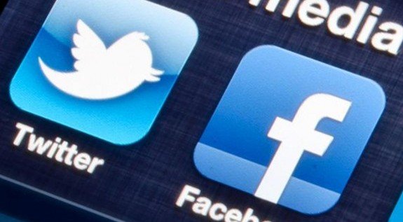 В России возбудили административное дело против Facebook и Twitter