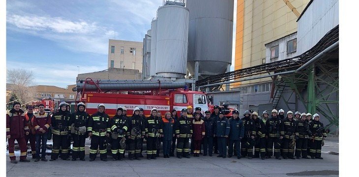 ВОЛГОГРАД. На волжском пивоваренном заводе прошли учения по ликвидации условного пожара