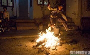 АЗЕРБАЙДЖАН. Вторник огня отмечают сегодня в Азербайджане