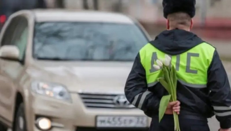 ЧЕЧНЯ. В Чеченской Республике прошла акция «Цветы для автоледи»