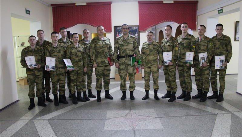 ЧЕЧНЯ. Завершилась войсковая стажировка курсантов Росгвардии в Чеченской Республике