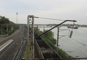 РОСТОВ. Поезд «Москва-Адлер» сбил женщину на окраине Ростова-на-Дону