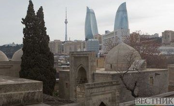 АЗЕРБАЙДЖАН. Признание в любви обезлюдевшему Баку