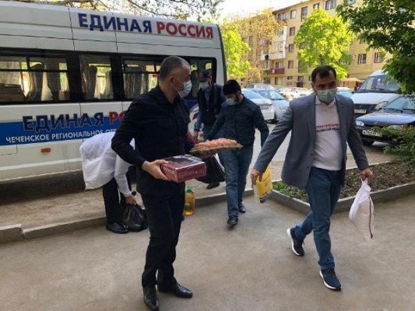 ЧЕЧНЯ. Магомед Селимханов стал активистом волонтерского центра Чеченской Республики