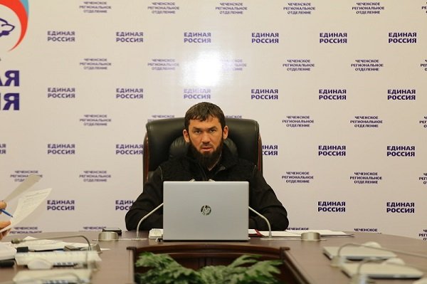 ЧЕЧНЯ. Партийцы "Единой России" перечислили свои доходы врачам, работающим с больными COVID-19 в Чеченской Республике