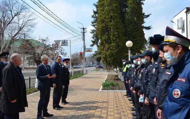 КРАСНОДАР. Оставайтесь дома. Берегите себя!