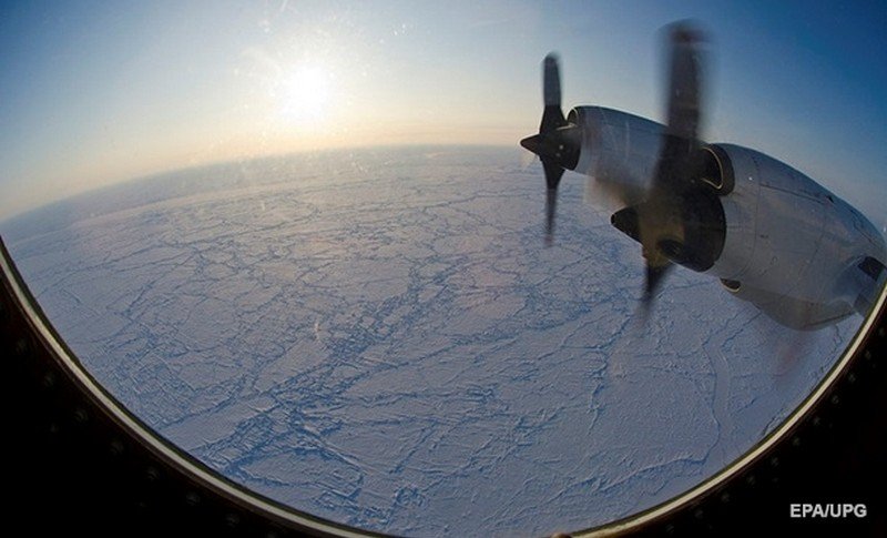 Над Арктикой возникла огромная озоновая дыра