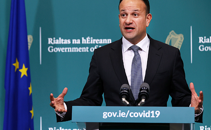 Премьер Ирландии вернется к работе врачом ради борьбы с коронавирусом