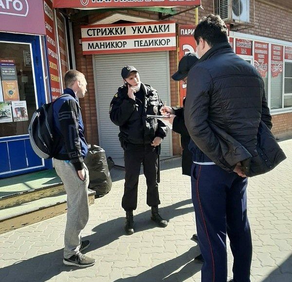 РОСТОВ. В Шахтах продолжаются рейды по выявлению нарушений режима самоизоляции