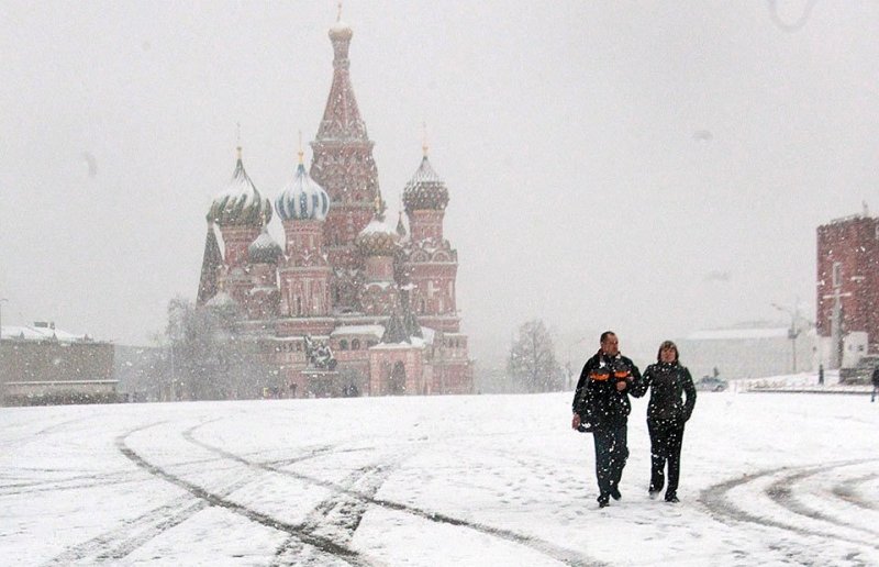 Снег, метель и морозы: на Москву снова надвигается зима
