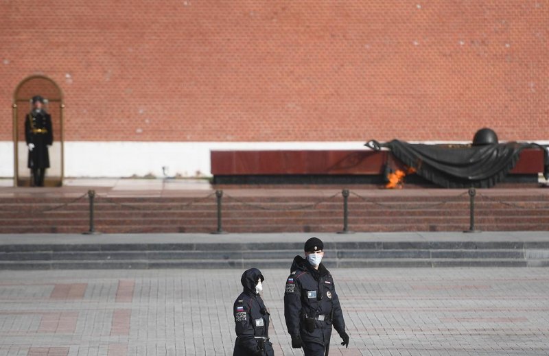 Улицы Москвы опустели из-за коронавируса