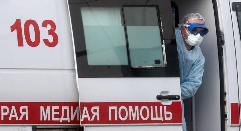 В России впервые выявили более 3000 случаев коронавируса за сутки
