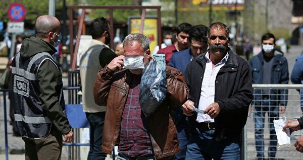 В Турции число заразившихся коронавирусом достигло 78546 человек
