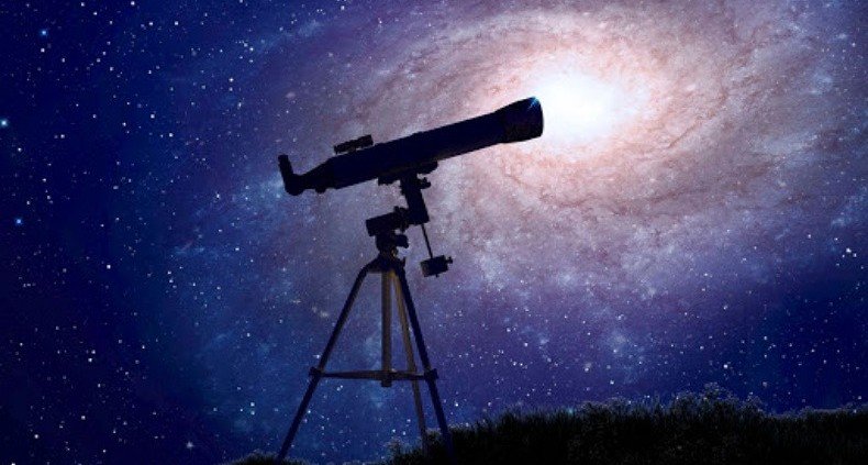 2 мая отмечается День астрономии