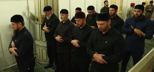 ЧЕЧНЯ. Р. Кадыров побывал в Священной мечети Масджид ан-Набави