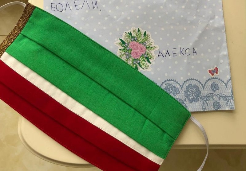 ЧЕЧНЯ. Шестилетняя жительница Берлина передала Рамзану Кадырову медицинскую маску