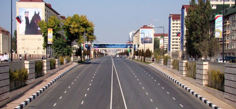 ЧЕЧНЯ. В Грозном продолжаются работы по реконструкции дорога рамках нацпроекта