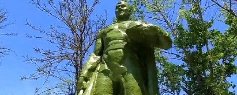 ЧЕЧНЯ. В Грозном завершили реставрацию Мемориала павшим в ВОВ