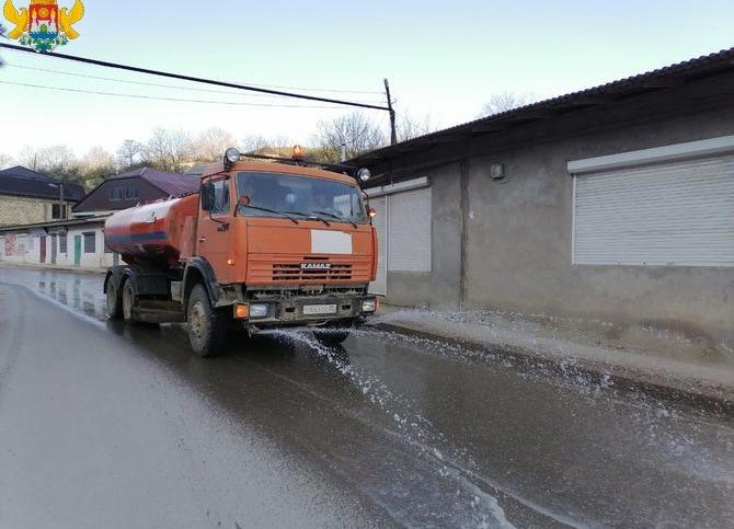 ДАГЕСТАН. В селе Хучни Табасаранского района проводится дезинфекция улиц