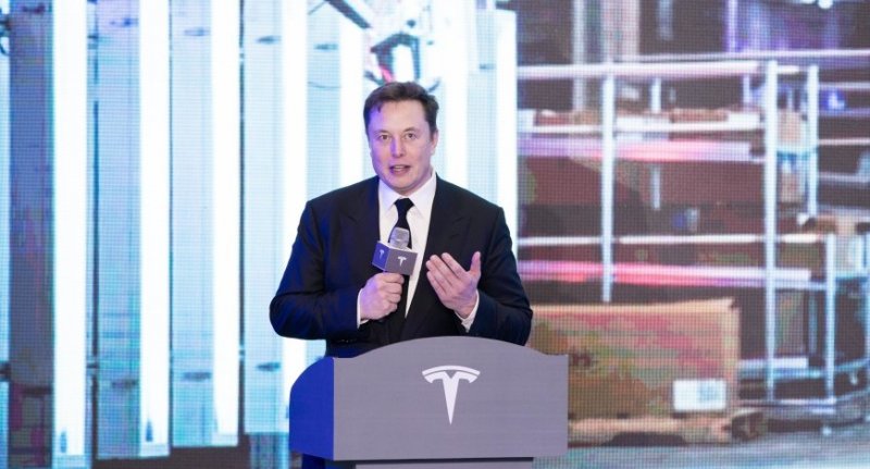 Илон Маск одним сообщением в соцсети обвалил акции Tesla