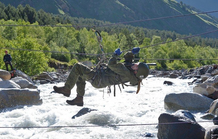 КЧР. Военных альпинистов ждут испытания в горах Карачаево-Черкесии