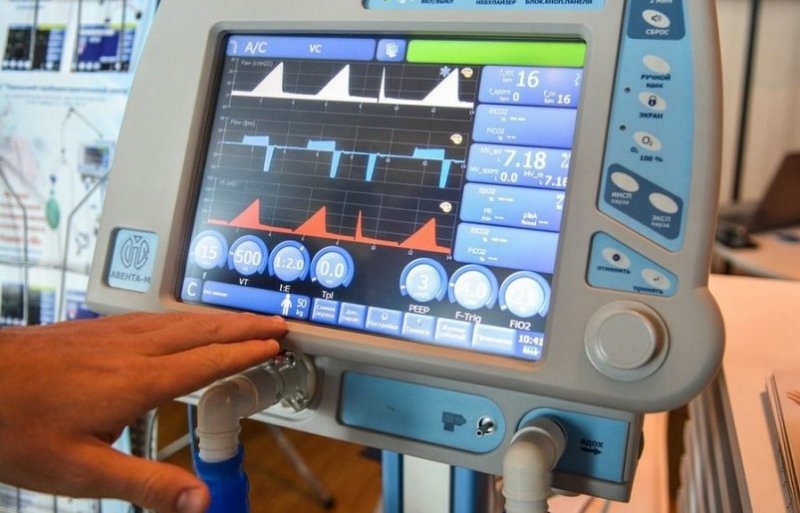 КРАСНОДАР. В госпиталях Кубани для приема больных с COVID-19 установлено 530 аппаратов ИВЛ