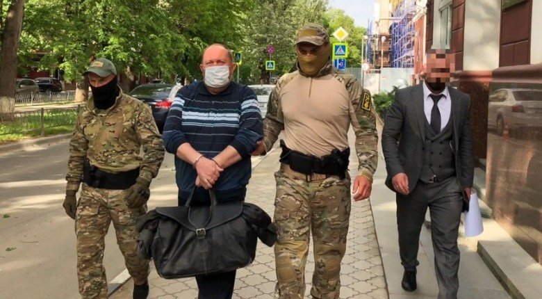 КРЫМ. Экс-топ-менеджер «Крымавтотранса» присвоил 5 миллионов