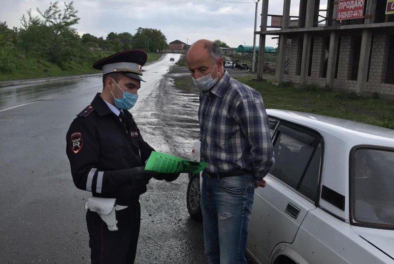 С. ОСЕТИЯ. О правилах перевозки детей в салоне транспортного средства напомнили сотрудники ОГИБДД ОМВД России по Правобережному району во время профилактической акции