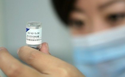 В Китае рассказали об испытании пяти вакцин от COVID-19