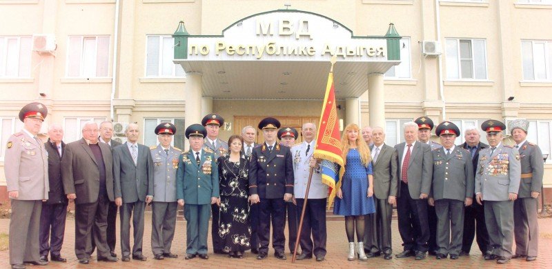 АДЫГЕЯ. Сегодня свой 90-летний юбилей отмечает полковник милиции в отставке Азмет Консаович Хутыз